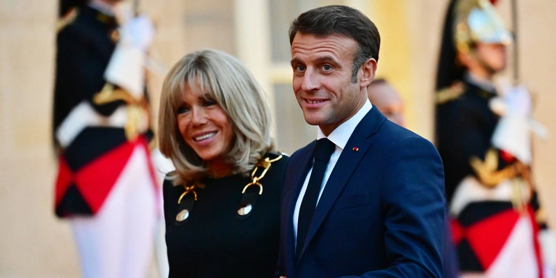 Emmanuel a Brigitte Macron